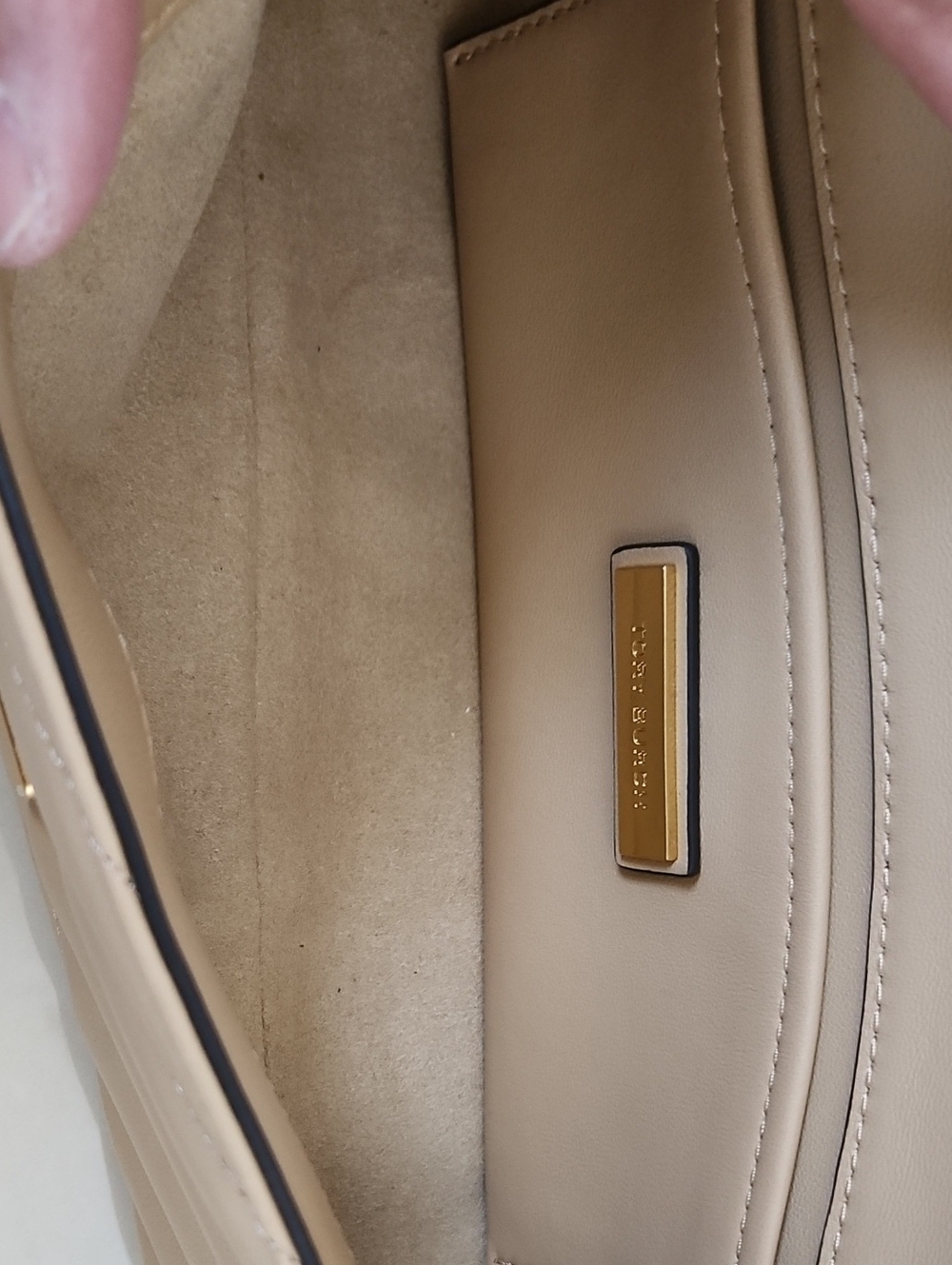 Tory Burch Beige Quilted Shoulder/Crossbody Bag - Picture 13 of 16